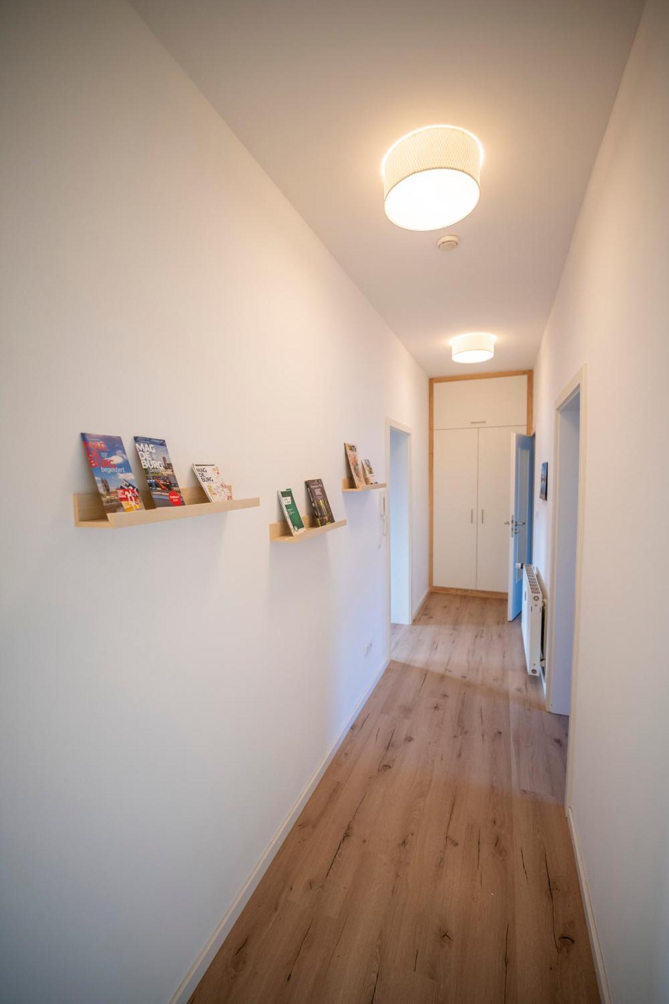 Haus Unterm Mammutbaum - Elberadweg Apartment Magdeburg Exterior foto